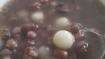 楚宝桂花赤豆汤|花赤豆场用桂花、赤豆、糯米、白糖、淀粉等熬制而成