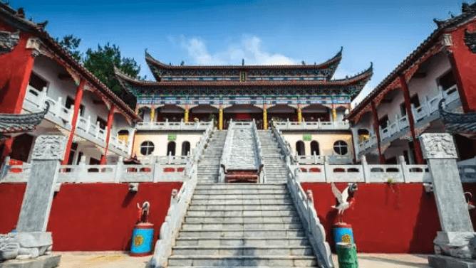 唐梓山风景区(湖北省襄阳市旅游景点)