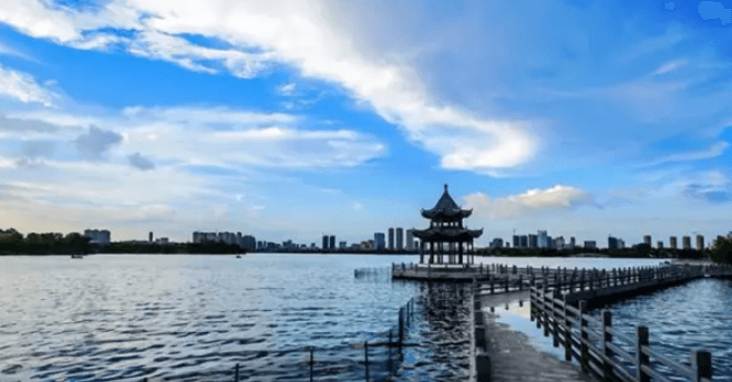 遗爱湖景区(湖北省黄冈市旅游景点)