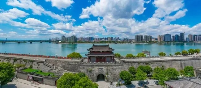 襄阳古城(湖北省襄阳市旅游景点)